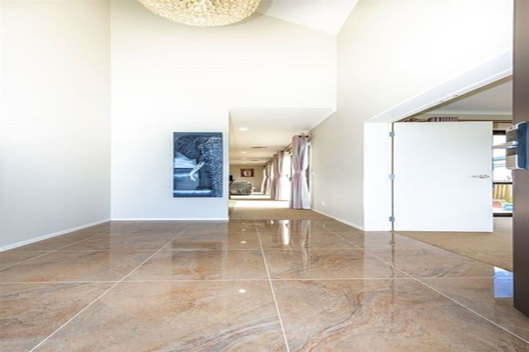 Photo of property in 71 Eighth View Avenue, Beachlands, Auckland, 2018