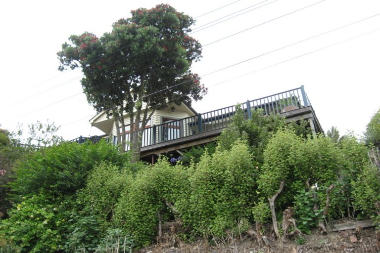 Photo of property in 36 Reserve Terrace, Lyttelton, 8082