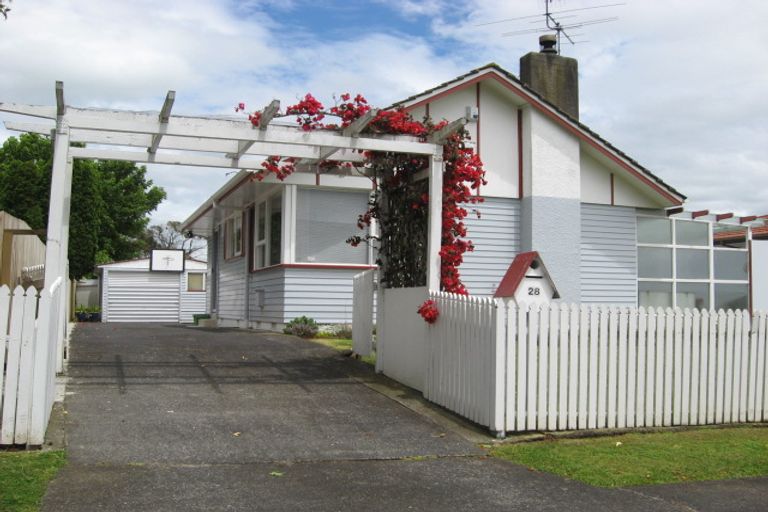 Photo of property in 28 Duggan Avenue, Mangere, Auckland, 2022
