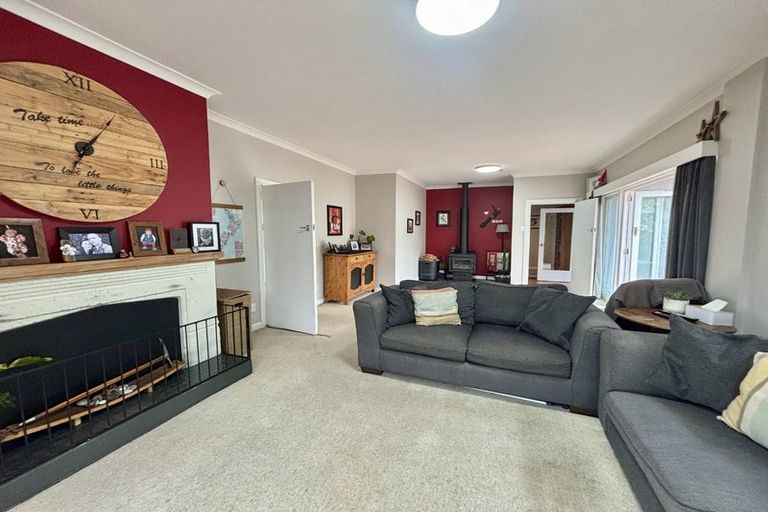 Photo of property in 32 Muller Road, Blenheim, 7201