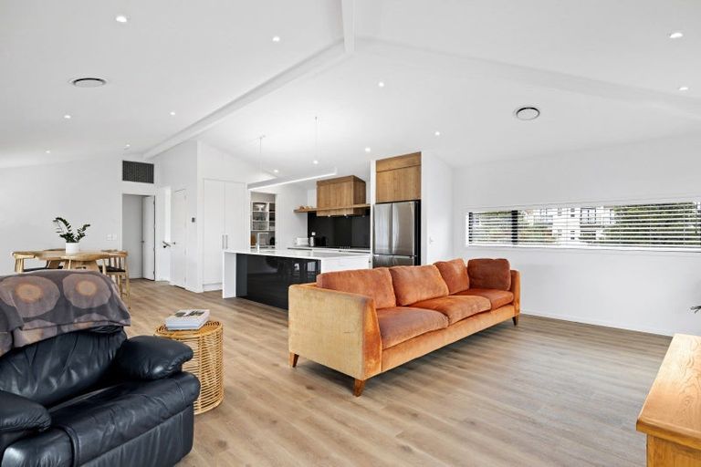 Photo of property in 336a Oceanbeach Road, Mount Maunganui, 3116