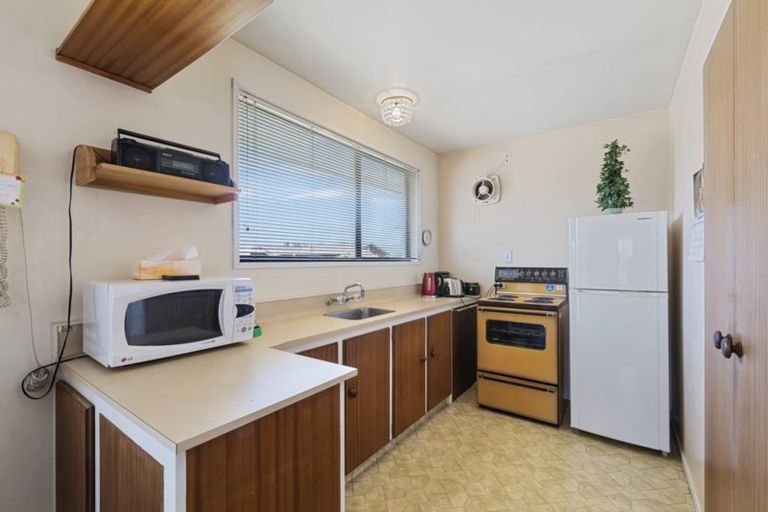 Photo of property in 1/23 Resolution Place, Bryndwr, Christchurch, 8053