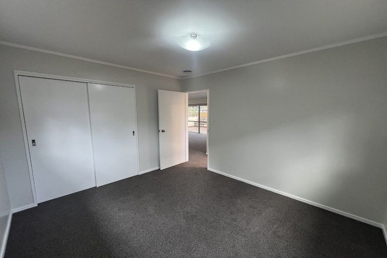 Photo of property in 37b Walton Street, Red Beach, 0932