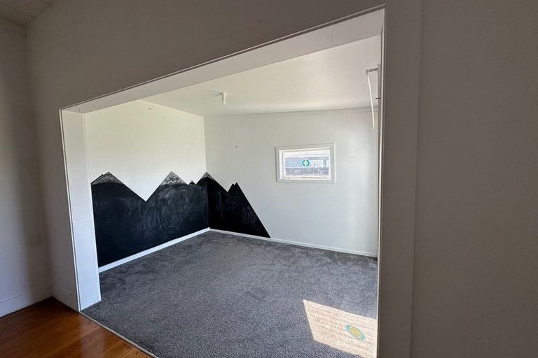 Photo of property in 104 Centennial Avenue, Waitara, 4320