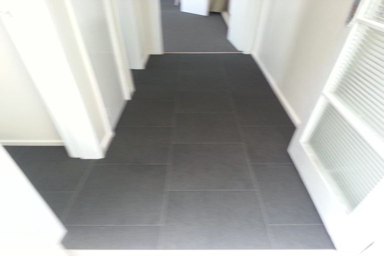 Photo of property in 12 Mataroa Avenue, Northland, Wellington, 6012