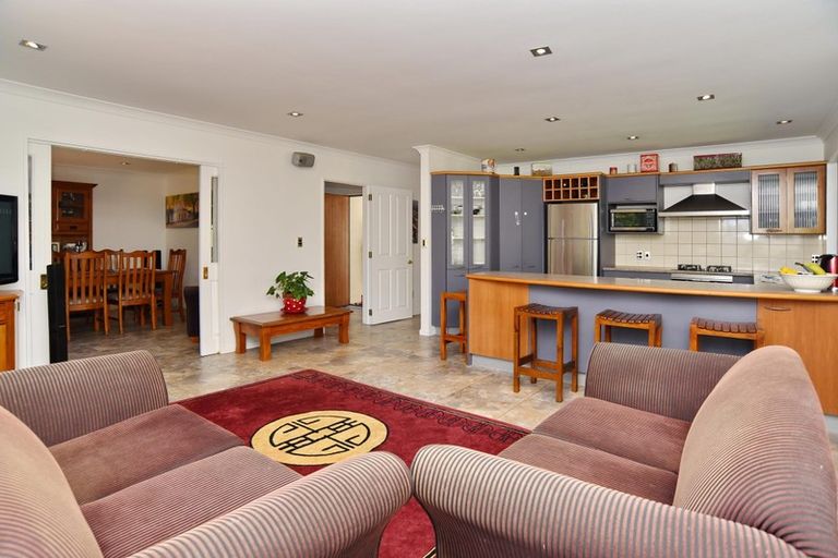 Photo of property in 42 Saint James Avenue, Papanui, Christchurch, 8053