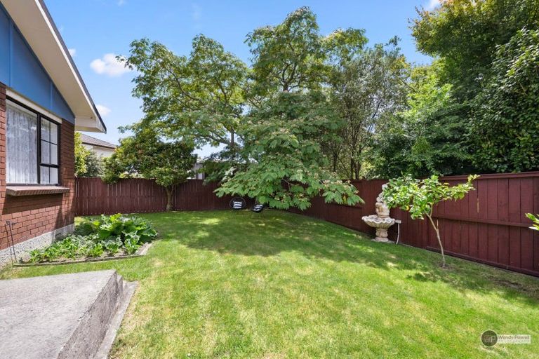 Photo of property in 34 Mcenroe Grove, Naenae, Lower Hutt, 5011