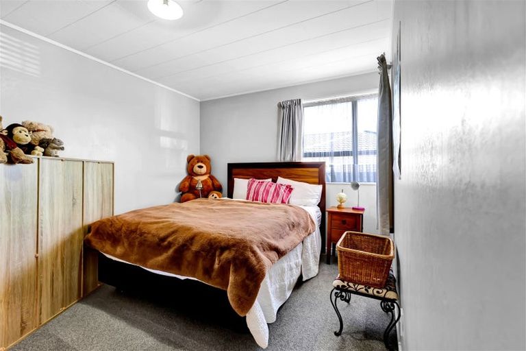 Photo of property in 1/12 Darnell Street, Fitzroy, New Plymouth, 4312