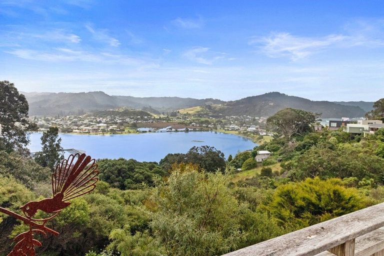 Photo of property in 26 Wiremu Road, Tairua, 3508