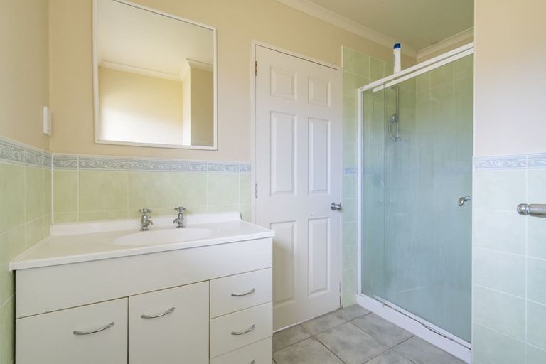 Photo of property in 35 Tilberg Street, Favona, Auckland, 2024