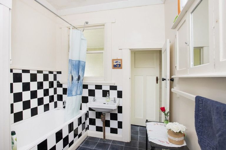 Photo of property in 115 Harris Street, Inner Kaiti, Gisborne, 4010