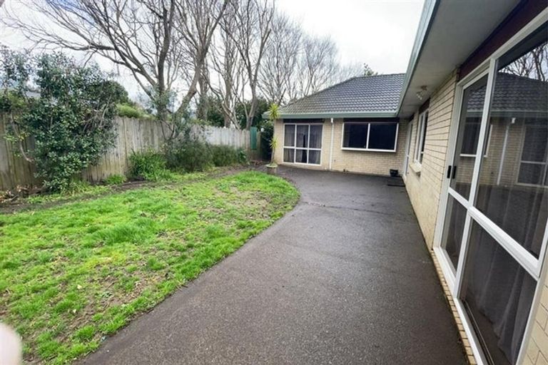 Photo of property in 9 Tington Avenue, Wattle Downs, Auckland, 2103