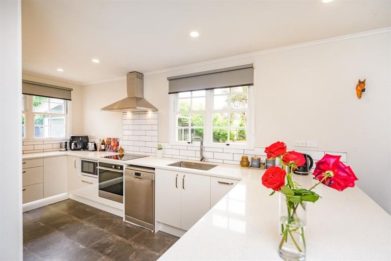 Photo of property in 273 Parewanui Road, Bulls, 4894