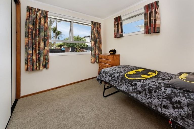 Photo of property in 47 Hartley Terrace, Massey, Auckland, 0614