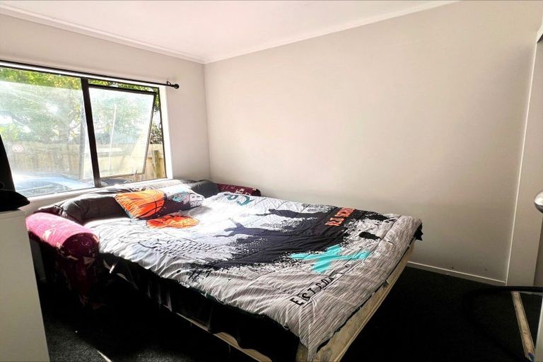 Photo of property in 19 Vera Street, Marton, 4710