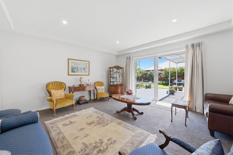 Photo of property in 23 Huntingdon Drive, Rangiora, 7400