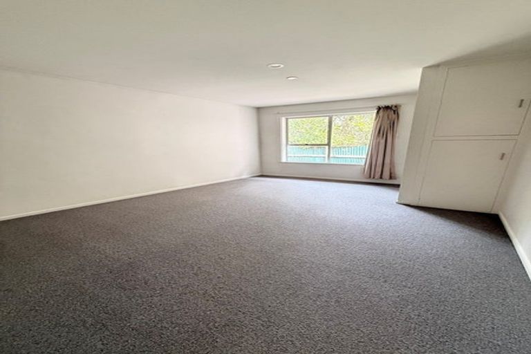 Photo of property in 2/94a Staveley Street, Avonhead, Christchurch, 8042