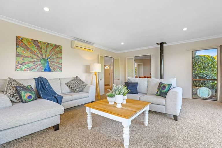 Photo of property in 2/77 Harvey Street, Waipahihi, Taupo, 3330