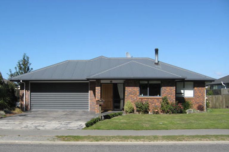 Photo of property in 26 Masefield Drive, Rolleston, 7614