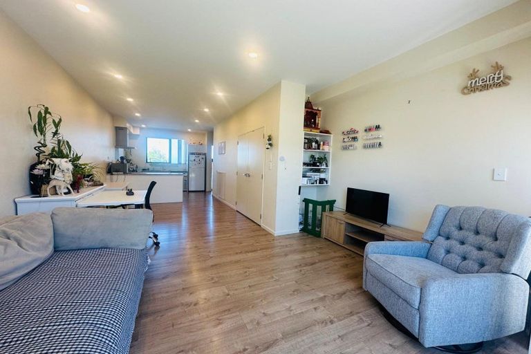 Photo of property in 107 Te Aparangi Road, Papakura, 2110