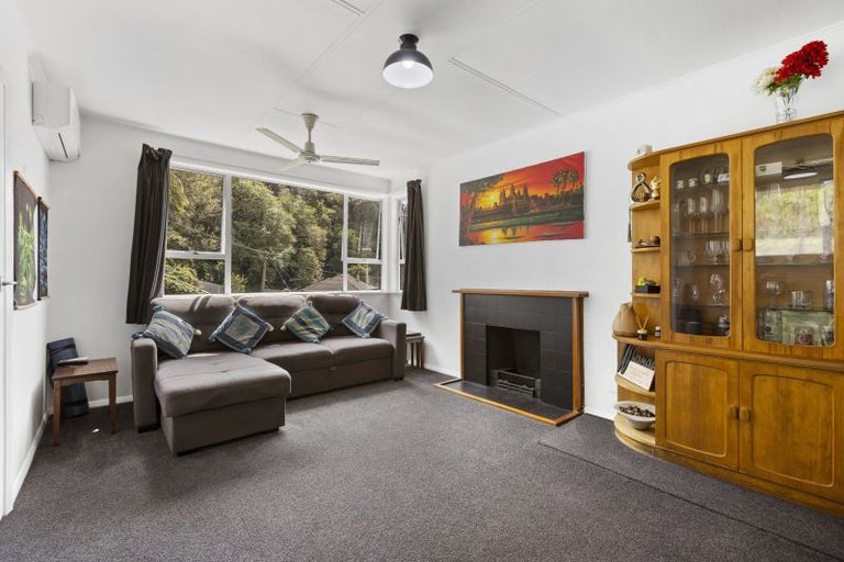 Photo of property in 58 Glenpark Avenue, Frankleigh Park, New Plymouth, 4310