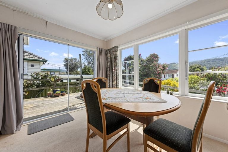 Photo of property in 36 Mcparland Street, Ebdentown, Upper Hutt, 5018