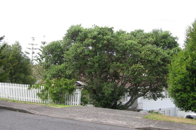 Photo of property in 10 Freya Place, Torbay, Auckland, 0630