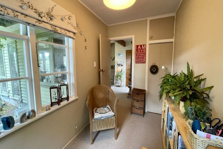 Photo of property in 73 Glen Road, Raumati South, Paraparaumu, 5032