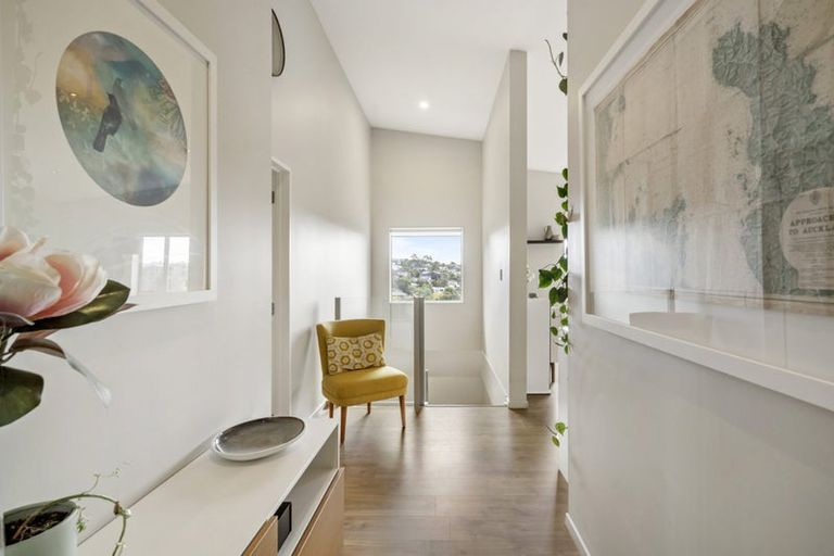 Photo of property in 141a Arran Road, Browns Bay, Auckland, 0630