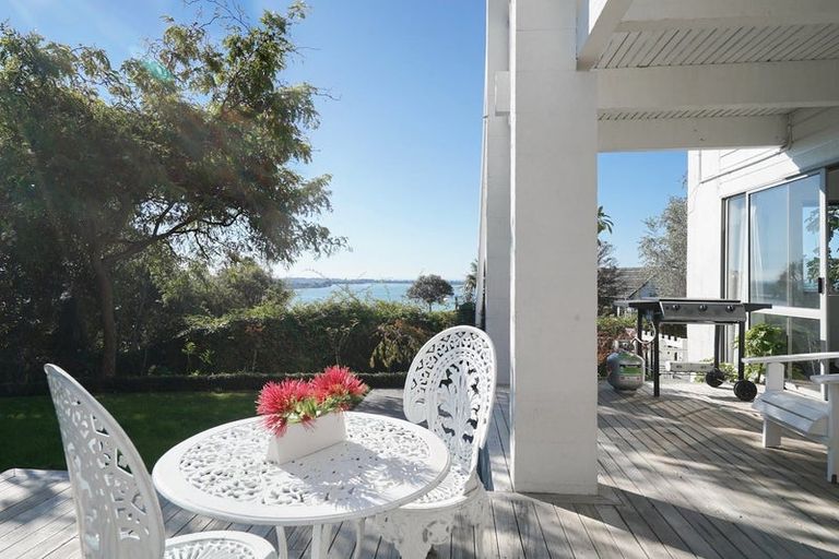 Photo of property in 26 Seamount Terrace, Mount Pleasant, Christchurch, 8081