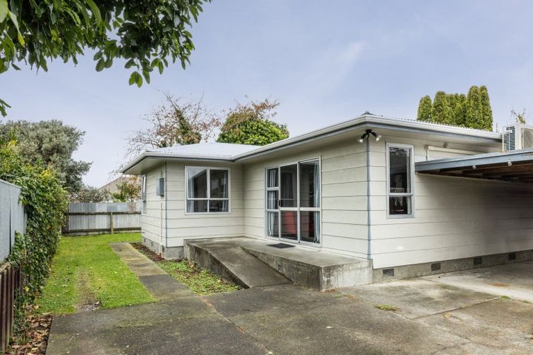 Photo of property in 2/36 Massey Crescent, Marewa, Napier, 4110