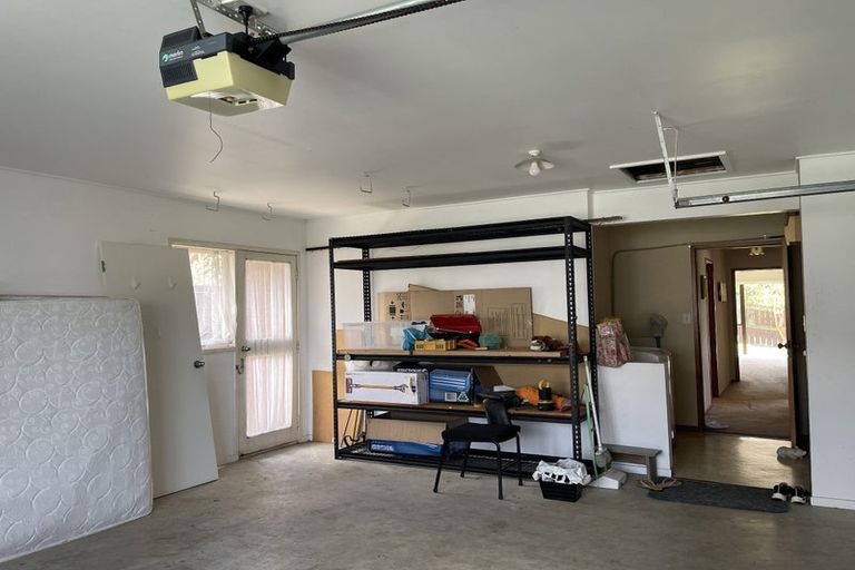 Photo of property in 69 Oliver Road, Eastern Beach, Auckland, 2012