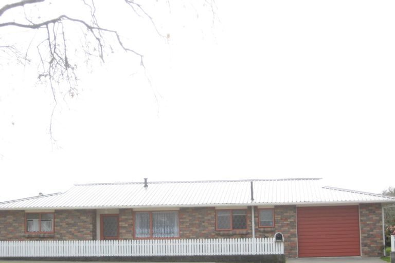 Photo of property in 3/68 Regan Street, Stratford, 4332