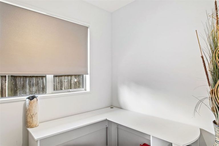 Photo of property in 2/28 Ottawa Road, Wainoni, Christchurch, 8061