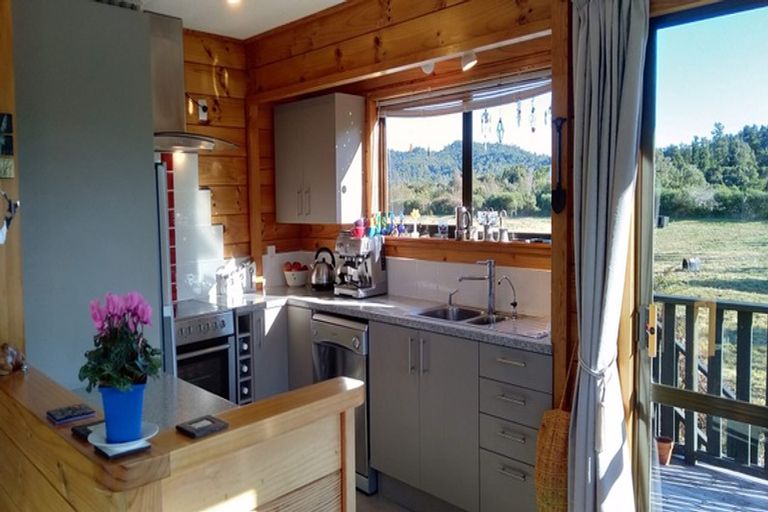 Photo of property in 44 Maori Creek Road, Marsden, Greymouth, 7872