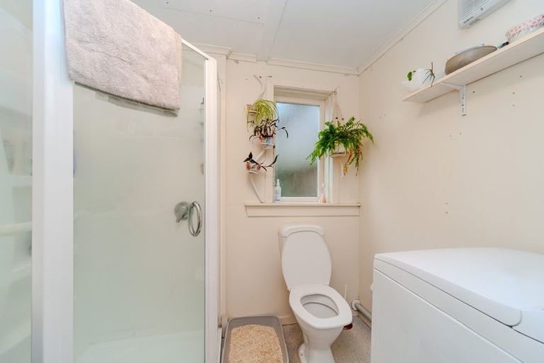 Photo of property in 35 Lawrence Street, Newtown, Wellington, 6021
