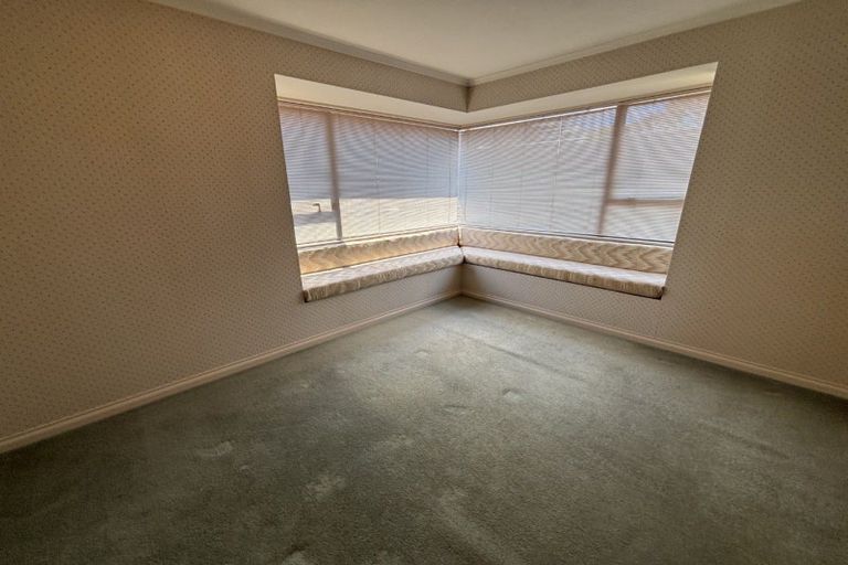 Photo of property in 11 Hanmer Place, Highbury, Palmerston North, 4412