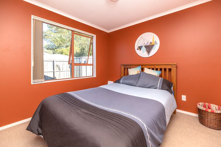 Photo of property in 78a Shortland Street, Wainoni, Christchurch, 8061