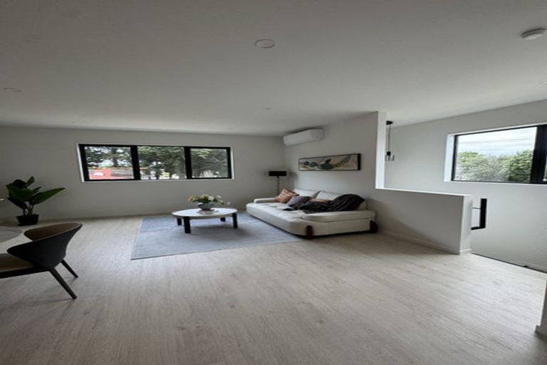 Photo of property in 12a Smiths Avenue, Papakura, 2110