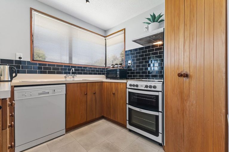 Photo of property in 1/119 Withells Road, Avonhead, Christchurch, 8042