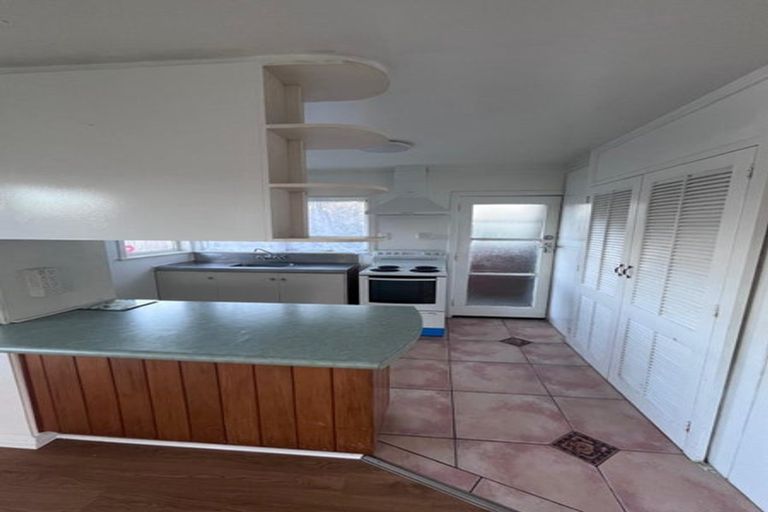 Photo of property in 1/11 Hooker Place, Papatoetoe, Auckland, 2025