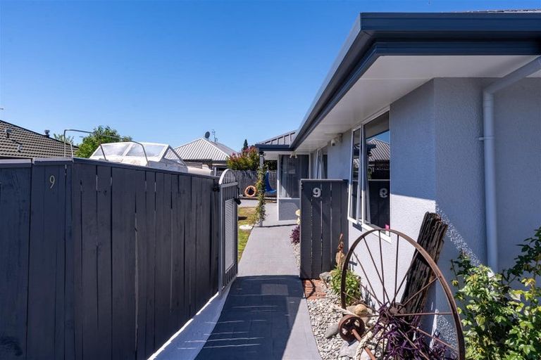 Photo of property in 9 Vining Crescent, Stoke, Nelson, 7011