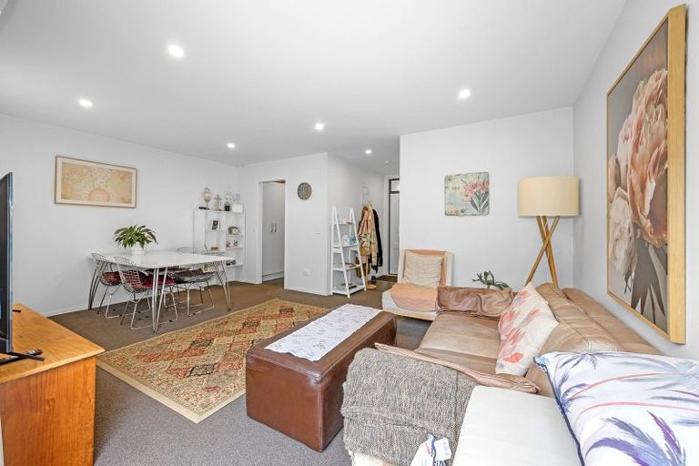 Photo of property in Cornwall Gardens, 8/27 Cornwall Street, St Albans, Christchurch, 8014