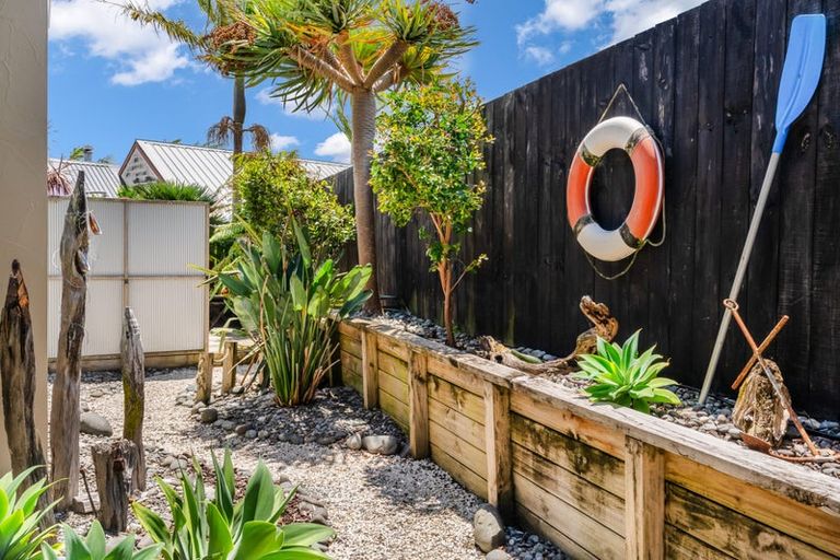 Photo of property in 19b Commins Road, Onerahi, Whangarei, 0110