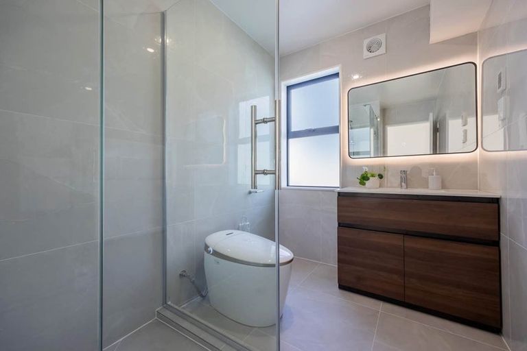 Photo of property in 21 John Gray Street, Papakura, 2110