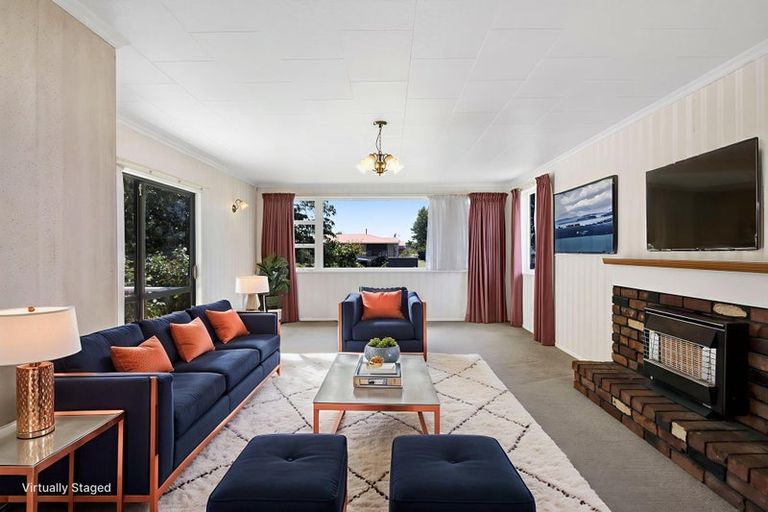 Photo of property in 5 Wera Street, Hawera, 4610