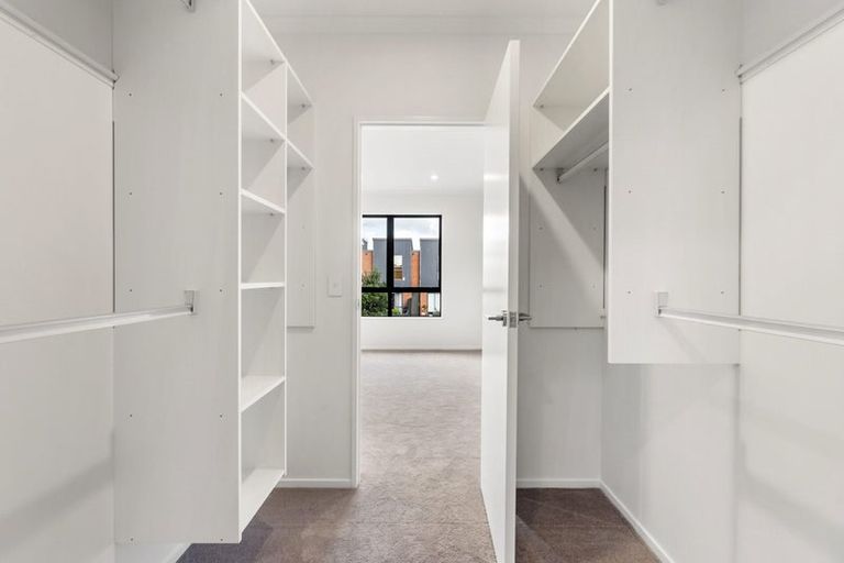 Photo of property in 22 Waka Moana Drive, Hobsonville, 0616