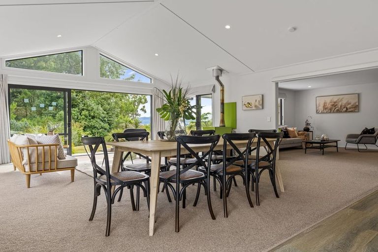 Photo of property in 55 Stewart Glen, Acacia Bay, Taupo, 3385