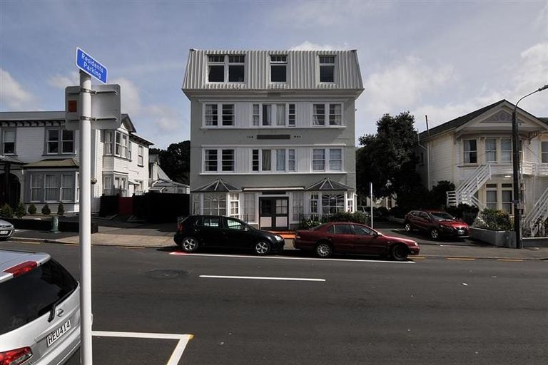 Photo of property in Aroha Apartments, 222ug The Terrace, Wellington Central, Wellington, 6011