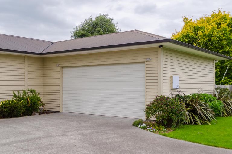 Photo of property in 49 Hilton Road, Carterton, 5713